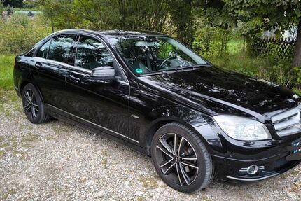 Mercedes-Benz C 300 144.250 km 11.500 &euro; Großkarolinenfeld 83109