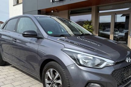 Hyundai i20 97.000 km 9.900 &euro; Rohrdorf-Thansau 83101