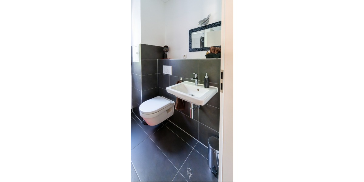 Modernes Architektenhaus mit A+ Energieeffizienz und großzügigem Raumangebot in ruhiger Lage - Einfamilienhaus Ebersberg | Angebot:25705561