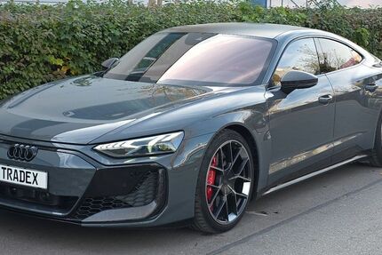 Audi RS e-tron GT 11.500 km 123.890 &euro; Rosenheim 83022