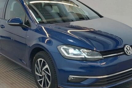 VW Golf 93.149 km 8.200 &euro; Rosenheim 83026