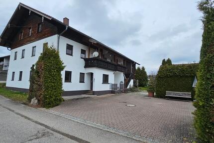 Haus Vogtareuth - 6 Zimmer, 240 m&sup2;, 520.000&euro; | Angebot:26185718