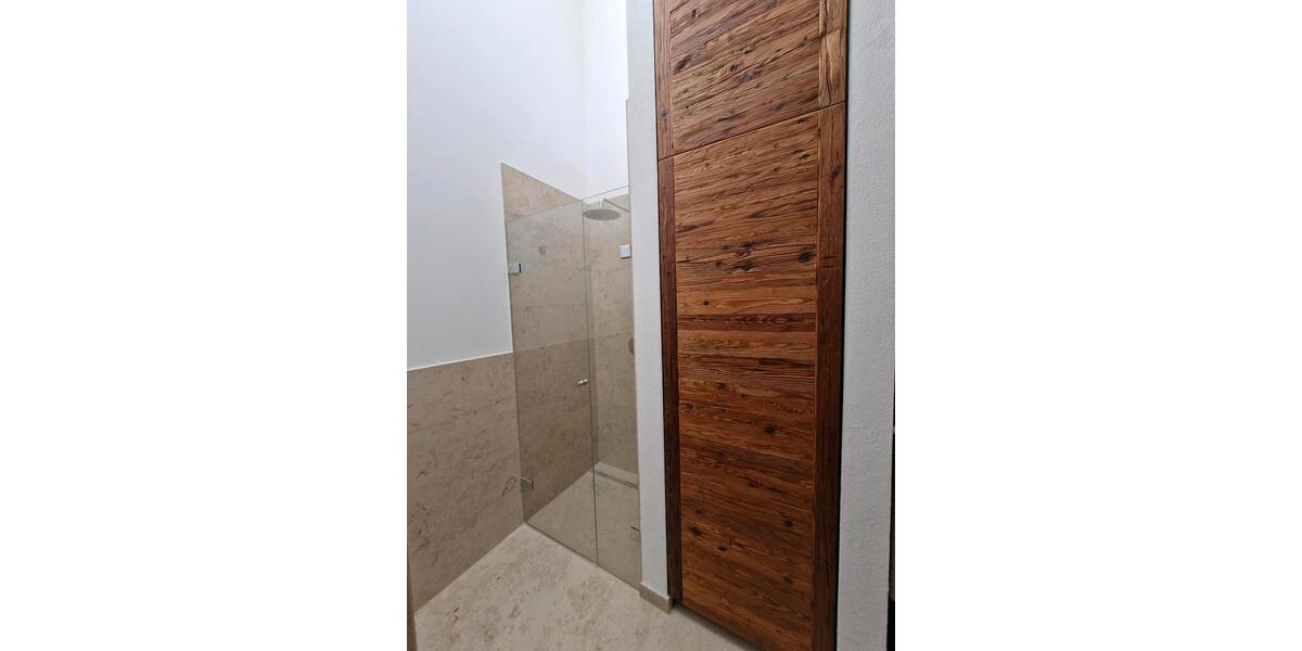 Dachgeschoßwohnung Kiefersfelden - 3 Zimmer, 80 m&sup2;, 1.900&euro; | Angebot:25285959