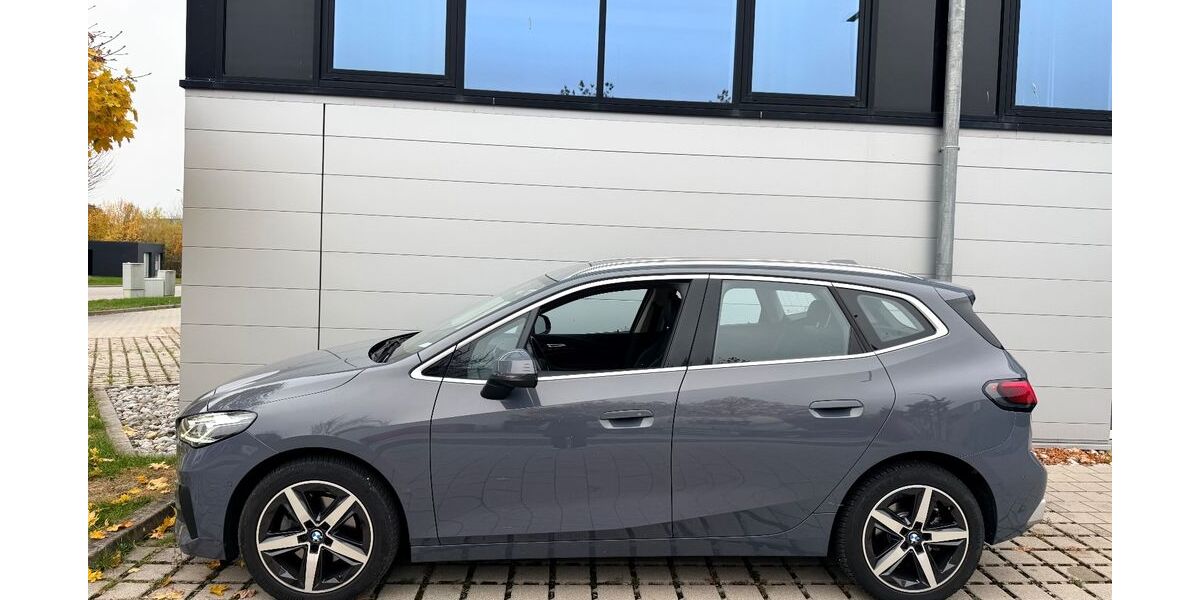 BMW 218 Active Tourer 28.765 km 26.999 &euro; Raubling 83064