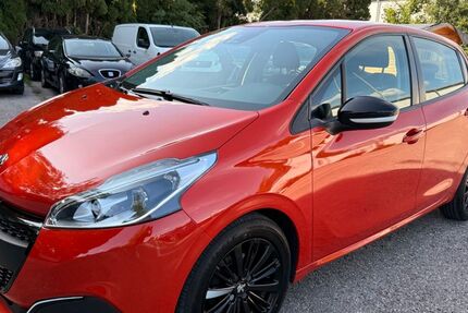 Peugeot 208 126.000 km 3.950 &euro; Rosenheim 83022
