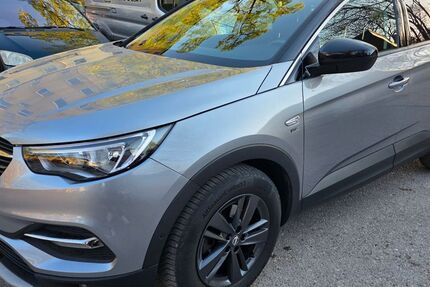 Opel Grandland (X) 159.232 km 10.800 &euro; Rosenheim 83026