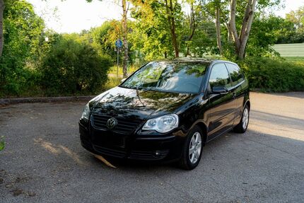 VW Polo 174.200 km 2.699 &euro; Bad Feilnbach 83075