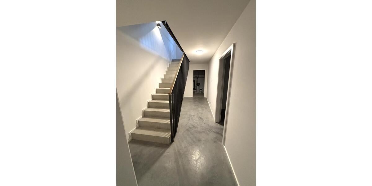 Doppelhaushälfte Raubling - 4 Zimmer, 133 m&sup2;, 2.150&euro; | Angebot:23644892