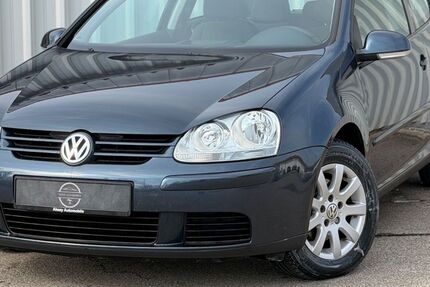 VW Golf 88.000 km 4.350 &euro; Rosenheim 83026