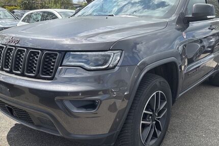 Jeep Grand Cherokee 136.111 km 15.995 &euro; Bad Aibling 83043
