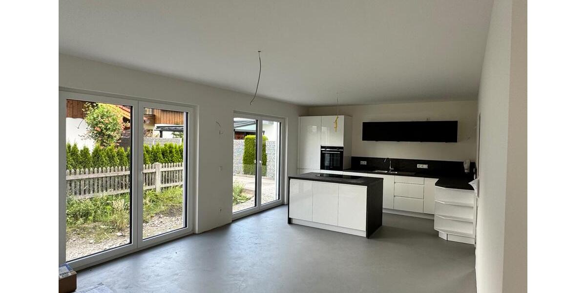 Einfamilienhaus Raubling - 4 Zimmer, 155 m&sup2;, 2.490&euro; | Angebot:19534649