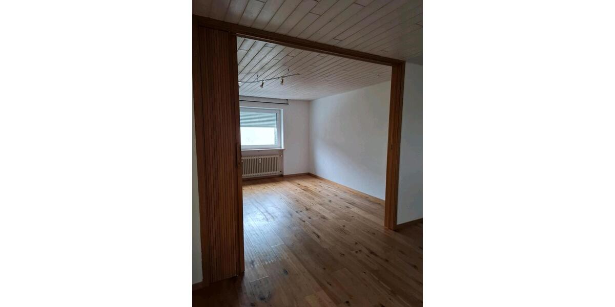 Etagenwohnung Feldkirchen-Westerham Westerham - 5.5 Zimmer, 105 m&sup2;, 1.750&euro; | Angebot:25417767