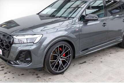 Audi Q7 12.271 km 82.880 &euro; Rosenheim 83022