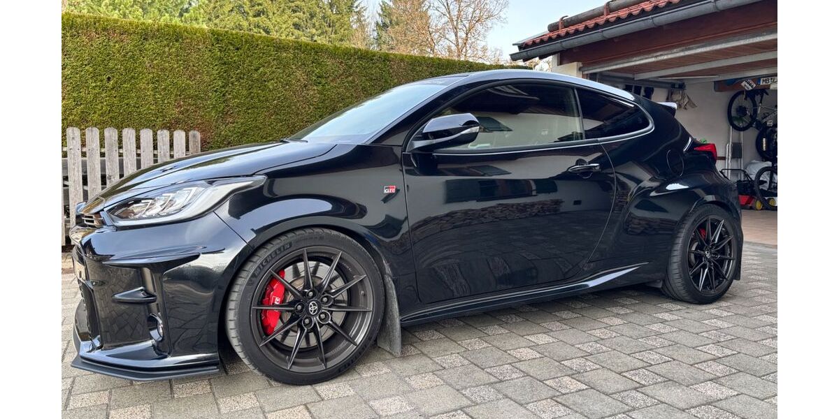 Toyota Yaris 58.000 km 32.490 &euro; Miesbach 84714