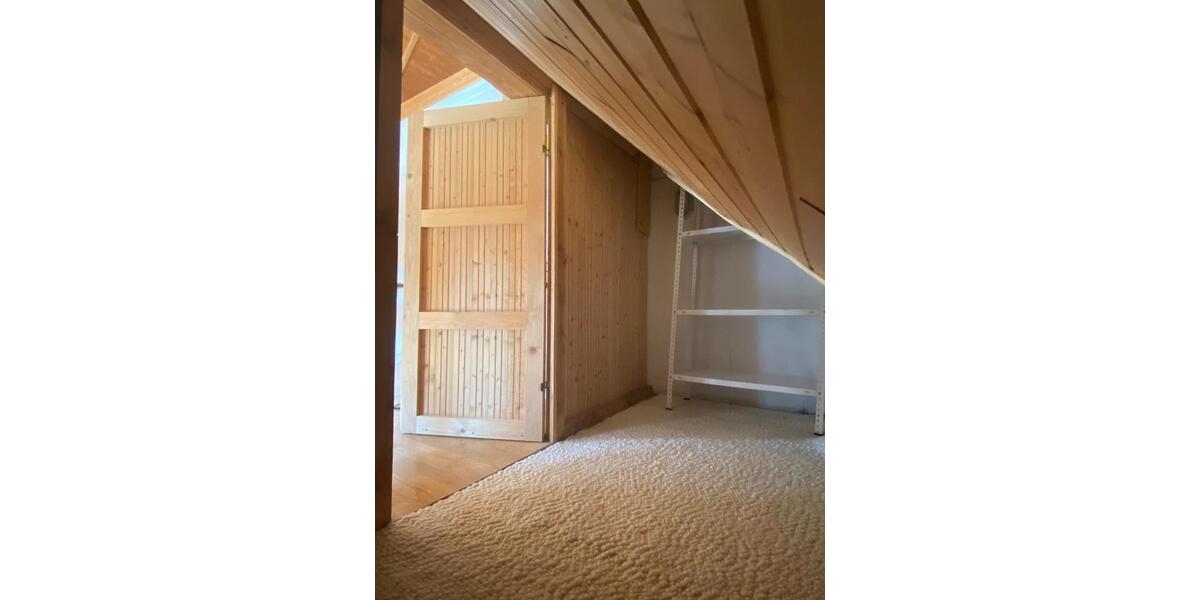 Dachgeschoßwohnung Kiefersfelden - 2 Zimmer, 52 m&sup2;, 245.000&euro; | Angebot:26702017