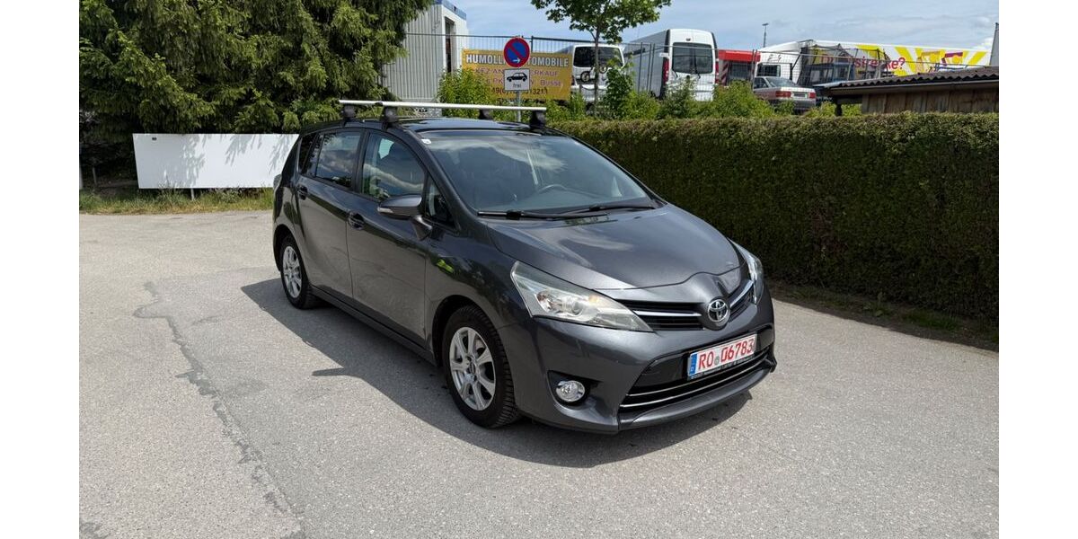 Toyota Verso 220.593 km 4.999 &euro; Rosenheim 83026