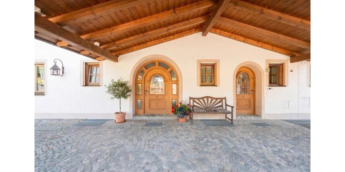 Einfamilienhaus Ebersberg - 15 Zimmer, 683 m&sup2;, 2.390.000&euro; | Angebot:26042398