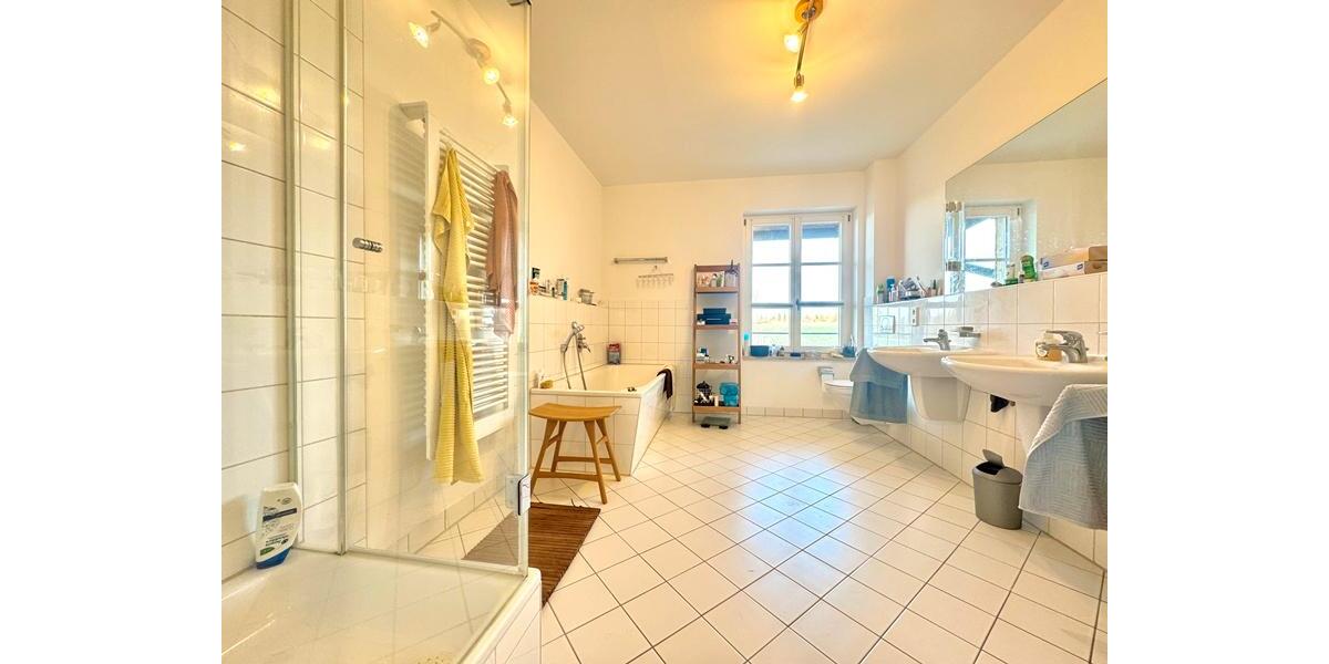 Loft - Studio - Atelier Oberpframmern - 3.5 Zimmer, 225 m&sup2;, 2.900&euro; | Angebot:25638265