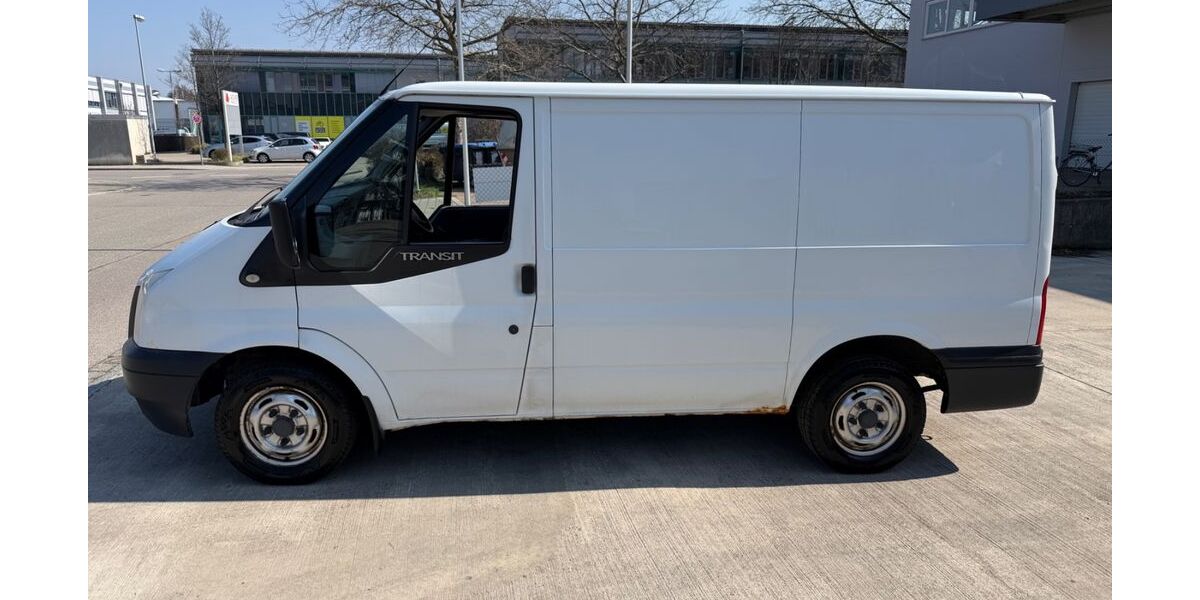 Ford Transit 110.000 km 4.000 &euro; Rosenheim 83026