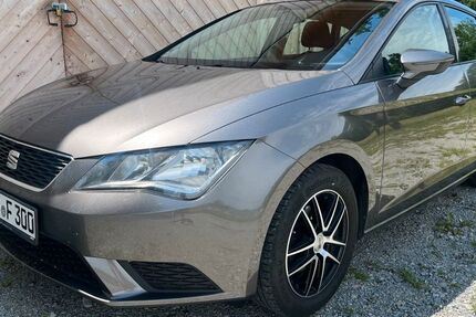 Seat Leon 149.200 km 6.900 &euro; Feldkirchen-Westerham 83620