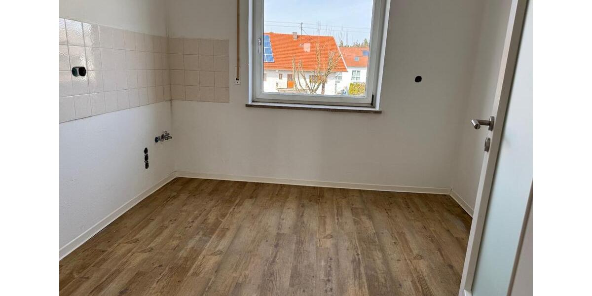 Etagenwohnung Kirchseeon - 4 Zimmer, 86 m&sup2;, 1.490&euro; | Angebot:25933645