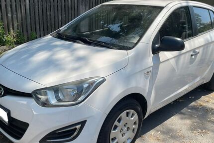 Hyundai i20 108.017 km 3.700 &euro; Rosenheim 83022