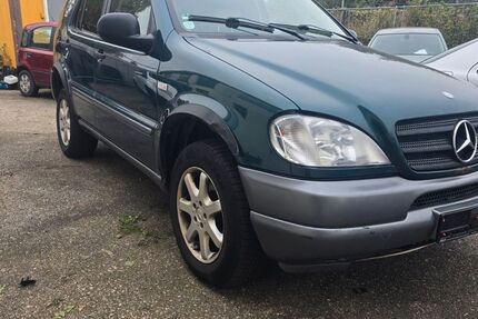 Mercedes-Benz ML 320 260.000 km 1.899 &euro; Rosenheim 83026