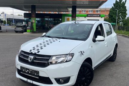 Dacia Sandero 186.458 km 2.999 &euro; Rosenheim 83026