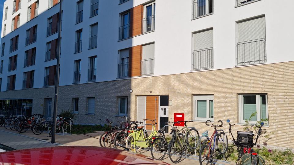 Etagenwohnung Rosenheim Innenstadt - 1 Zimmer, 37 m&sup2;, 815&euro; | Angebot:25923221