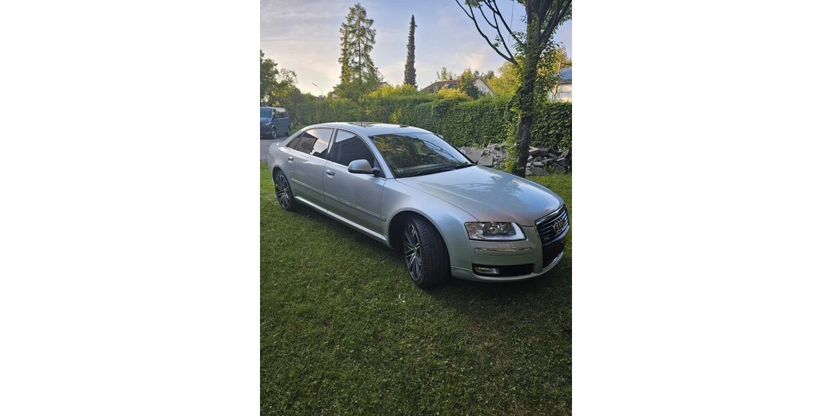 Audi A8 290.000 km 6.500 &euro; Rosenheim 83022