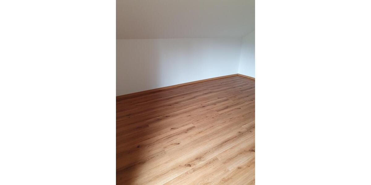 Etagenwohnung Rohrdorf - 3.5 Zimmer, 78 m&sup2;, 1.125&euro; | Angebot:26560505