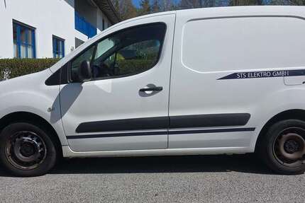 Peugeot Partner 154.055 km 4.300 &euro; Stephanskirchen 83071