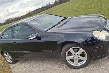 Mercedes-Benz C 180 99.600 km 4.999 &euro; Feldkirchen-Westerham 83620