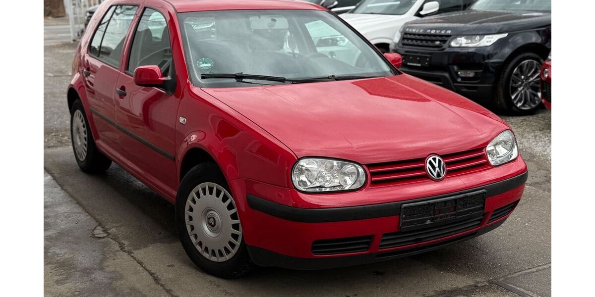 VW Golf 200.000 km 700 &euro; Kolbermoor 83059
