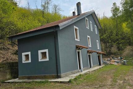Haus Bad Endorf - 4 Zimmer, 240 m&sup2;, 260.000&euro; | Angebot:26749994