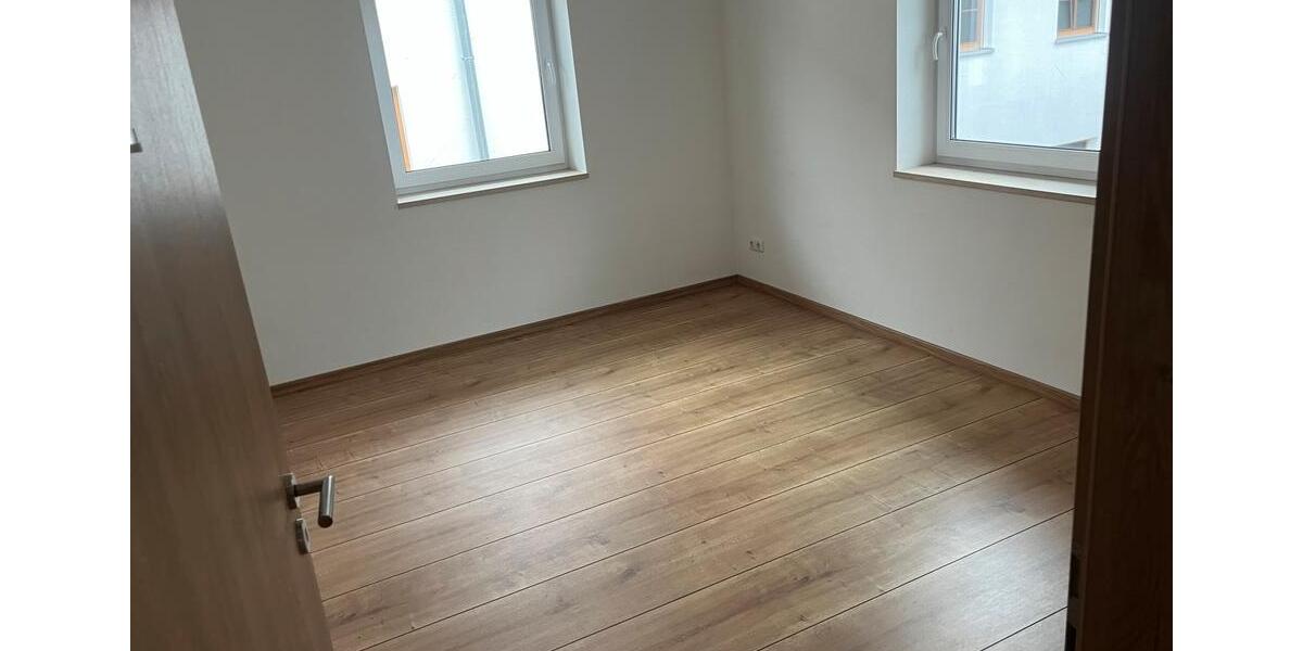 Gewerbeobjekt Pfaffing - 750&euro; | Angebot:23386914