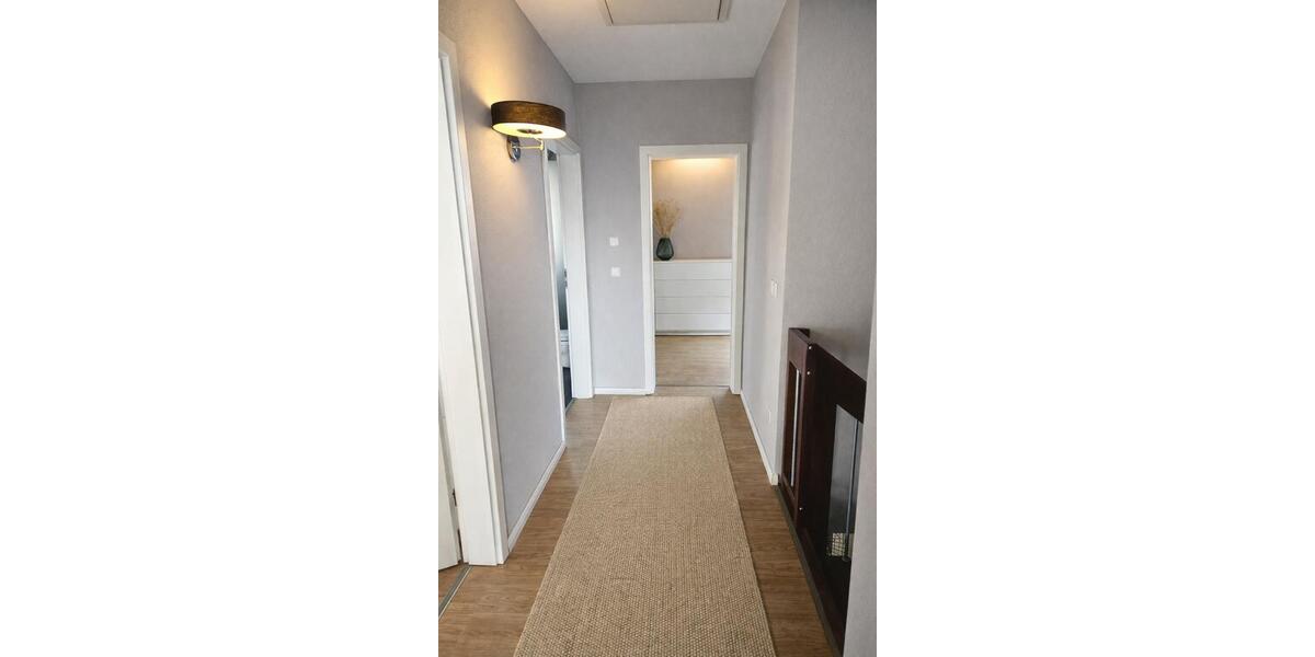 Einfamilienhaus Rosenheim Aising - 5 Zimmer, 141 m&sup2;, 2.500&euro; | Angebot:25840955