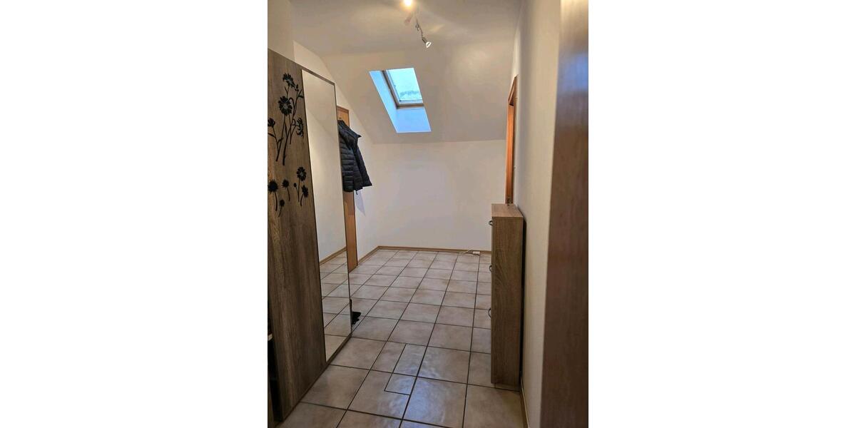 Dachgeschoßwohnung Rohrdorf - 2 Zimmer, 61 m&sup2;, 270.000&euro; | Angebot:24831397
