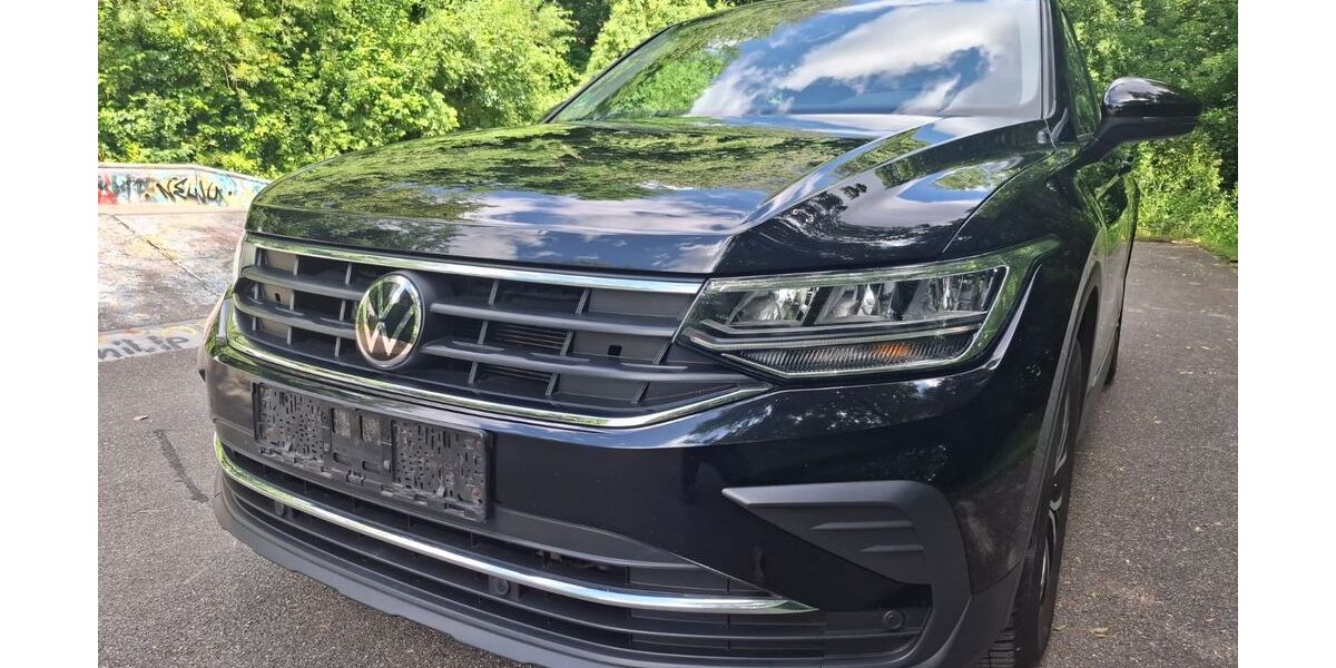VW Tiguan 121.354 km 18.900 &euro; Kirchseeon 85614