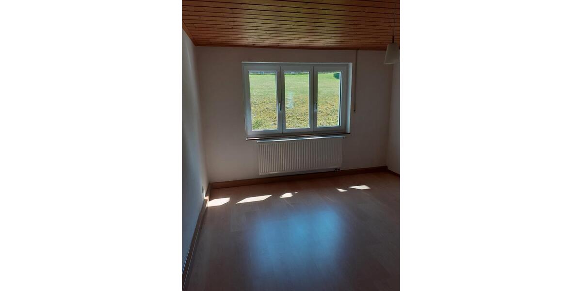 Hochparterre Miesbach - 3 Zimmer, 64 m&sup2;, 340.000&euro; | Angebot:26674912
