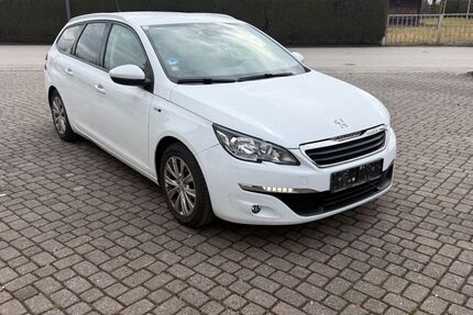 Peugeot 308 116.015 km 4.999 &euro; Rosenheim 83026
