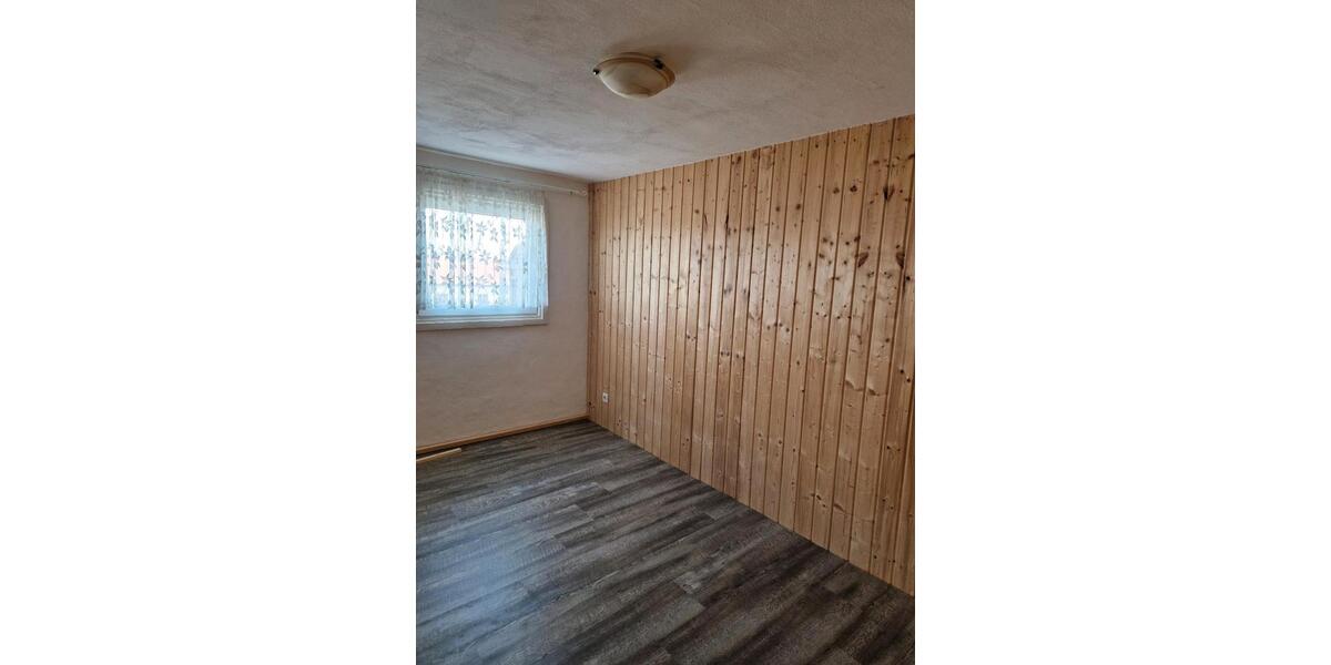 Dachgeschoßwohnung Obing - 4 Zimmer, 95 m&sup2;, 950&euro; | Angebot:25944316