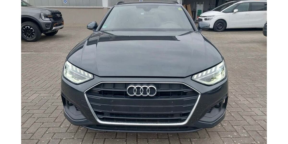 Audi A4 125.200 km 25.990 &euro; Rosenheim 83026