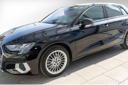 Audi A3 48.189 km 24.880 &euro; Rosenheim 83022