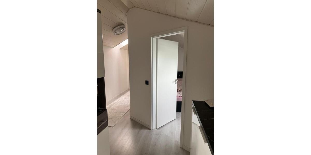 Dachgeschoßwohnung Rosenheim Aising - 3 Zimmer, 65 m&sup2;, 295.000&euro; | Angebot:26261855