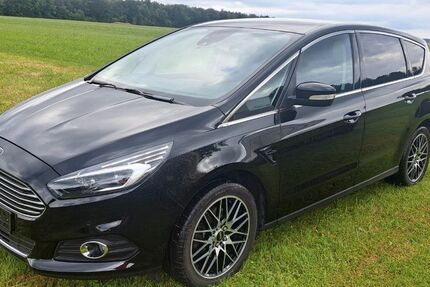 Ford S-Max 83.000 km 17.300 &euro; Großhelfendorf 85653
