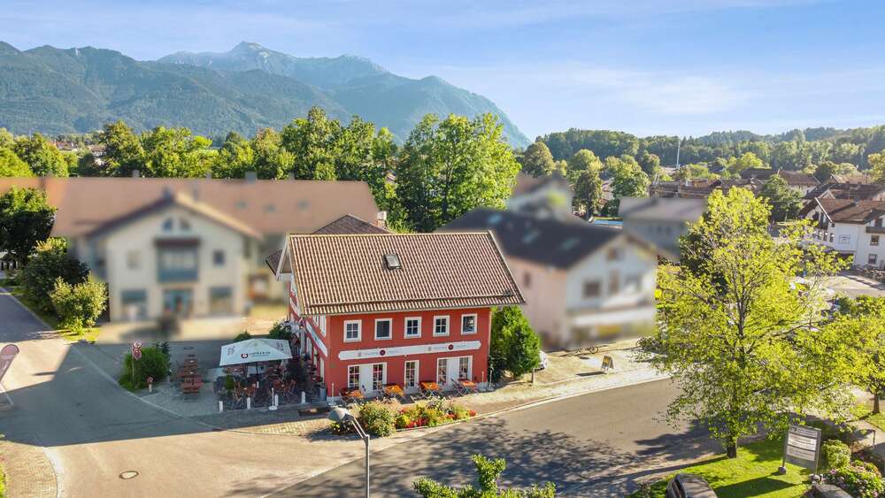 Seltene Chance in Seenähe | Gaststätte inkl. Wohnungen im Ortszentrum - Anlageobjekt Übersee | Angebot:24972012