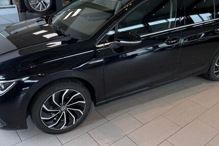 VW Golf 147.930 km 15.990 &euro; Bad Endorf 83093