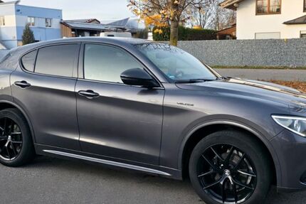 Alfa Romeo Stelvio 150.000 km 23.900 &euro; Bruckmühl 83052