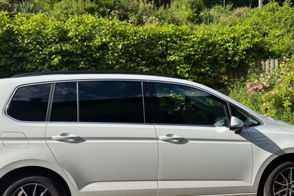 VW Touran 49.500 km 27.200 &euro; Rosenheim 83024